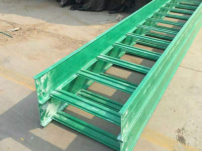 郴州玻璃钢梯式电缆桥架